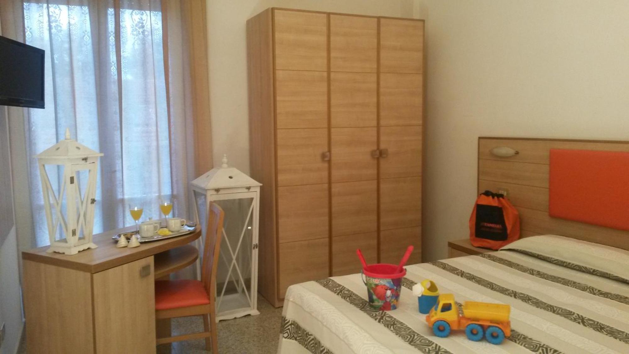 רימיני Hotel Camelia חדר תמונה